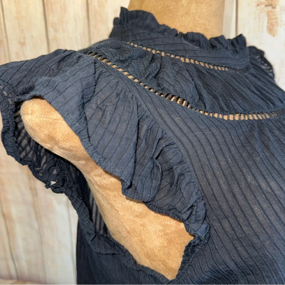 LOFT Black Ruffle flutter and Sleeve Blouse, textured, women’s Sz L, peasant - Picture 5 of 10